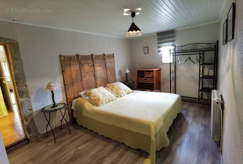 Dpt Gard (30), à vendre UZES propriete P14 de 548 m² - Terrain de 830,00 m² - photo 40