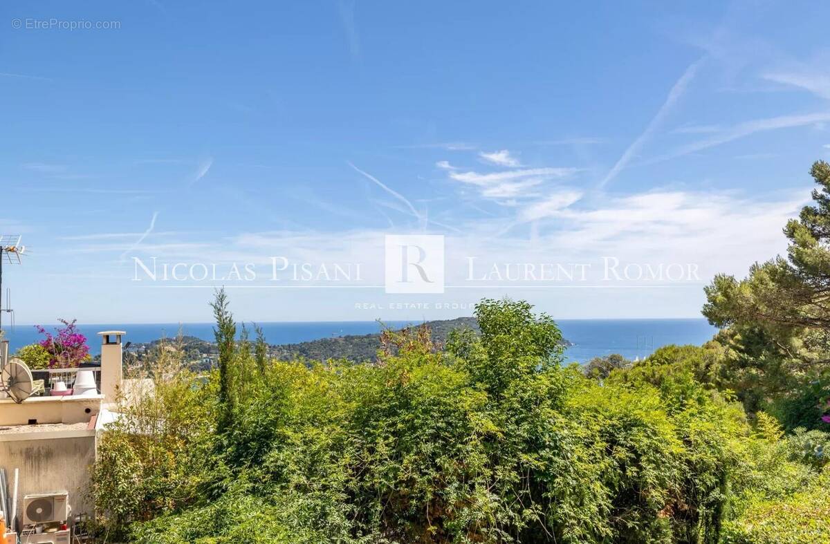 Appartement à VILLEFRANCHE-SUR-MER