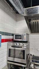 Commerce à LES PENNES-MIRABEAU