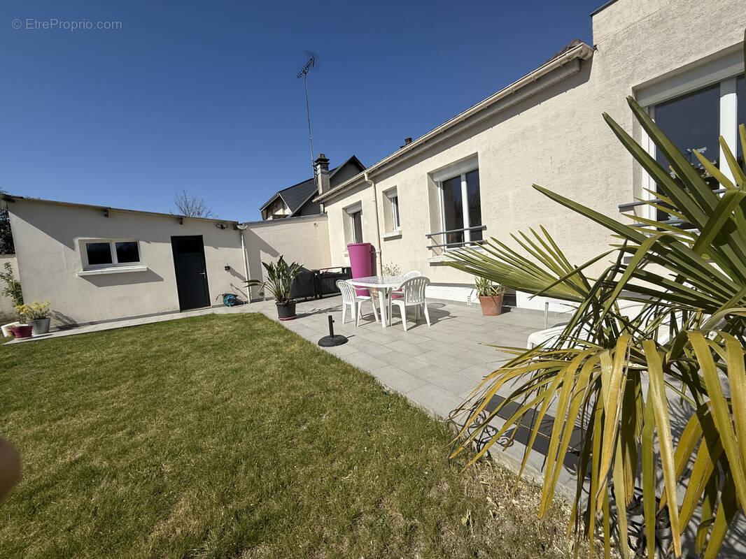 Maison à TREMBLAY-EN-FRANCE