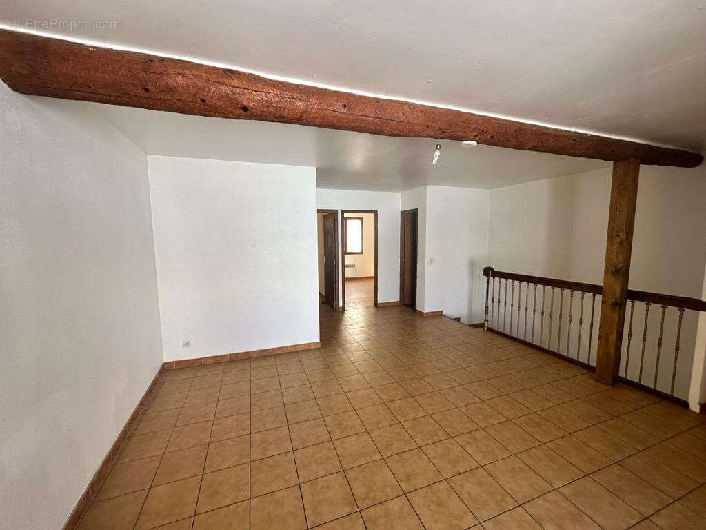Maison à CONILHAC-CORBIERES