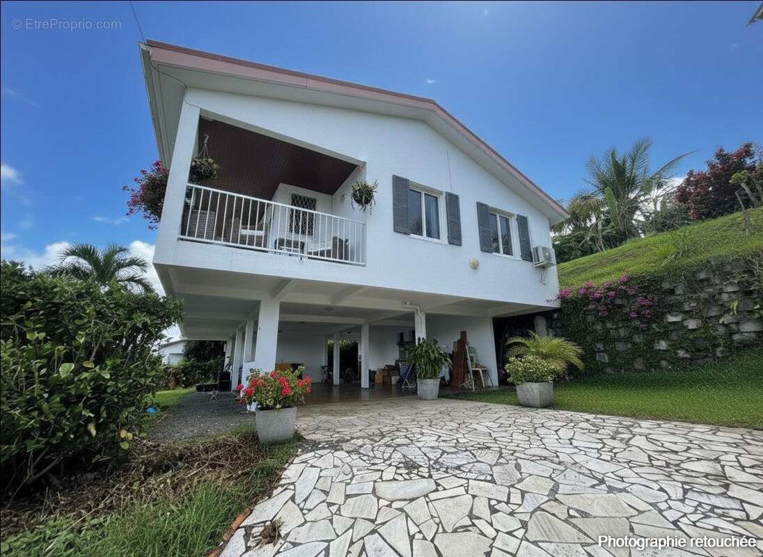 Maison à RIVIERE-SALEE