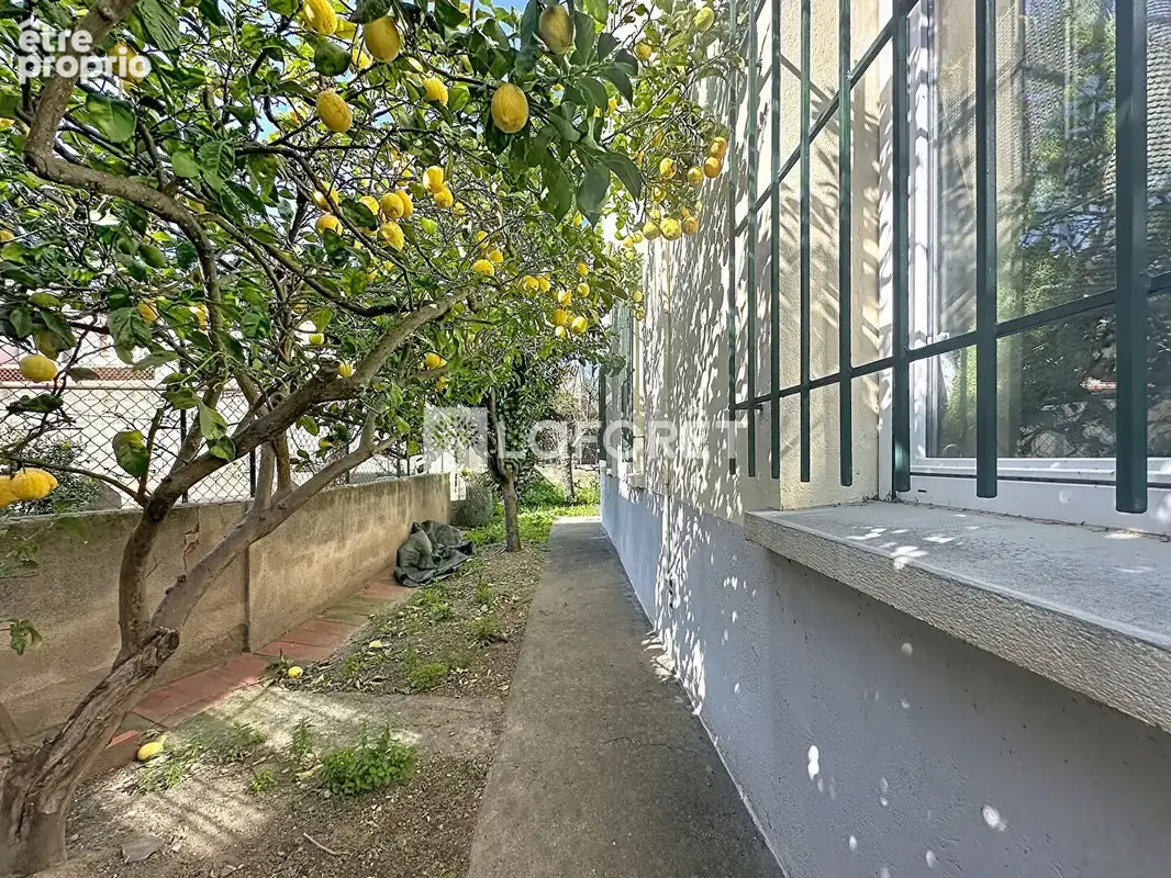 PERPIGNAN Maison de ville divisée en 2 appartements - photo 4