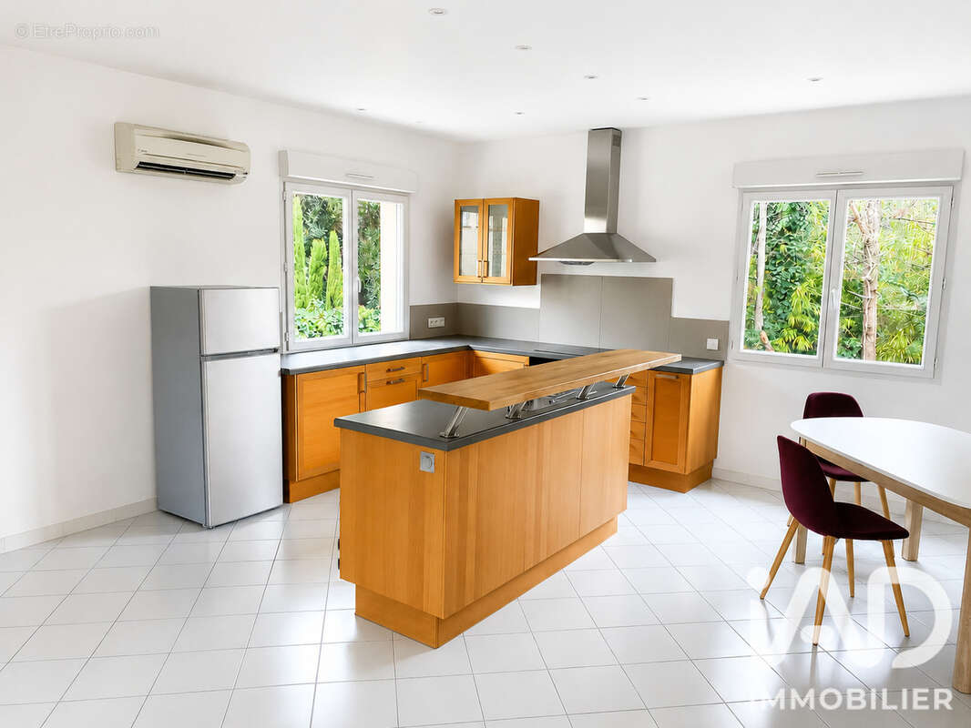 Appartement 338 m² à Sainte-Maxime  - photo 6