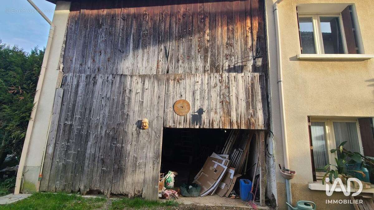 Photo 2 - Maison à BEAUCROISSANT