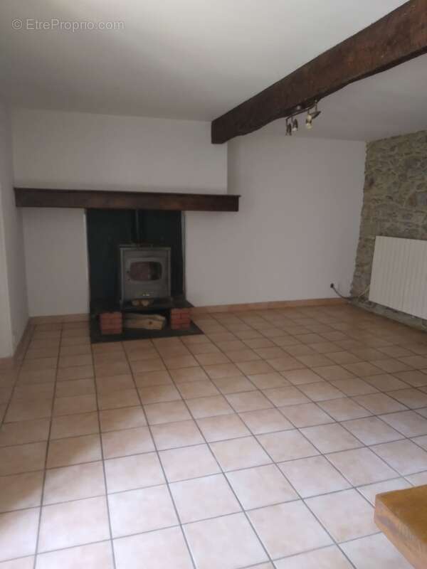 Maison à CASTELBIAGUE