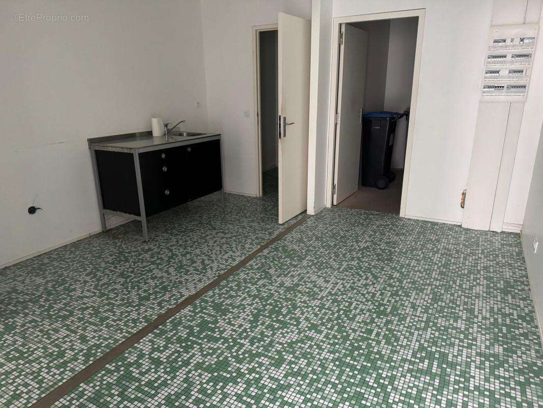 Commerce à LA ROCHELLE