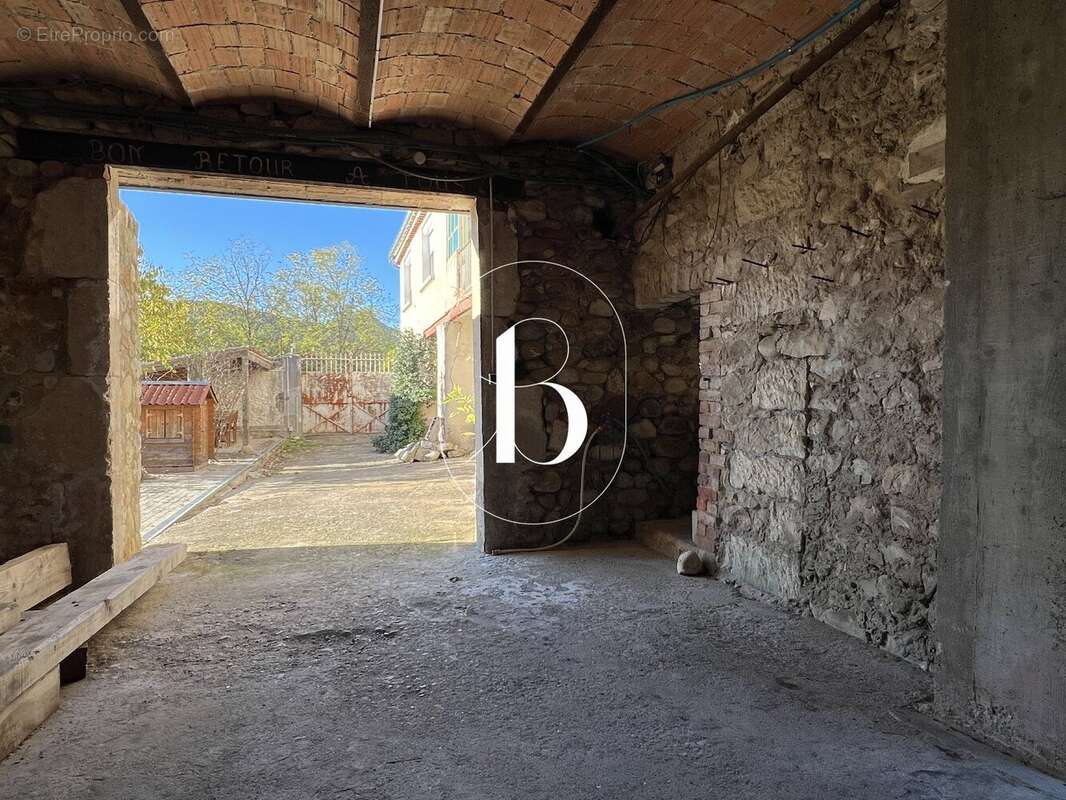 Maison à VALLON-PONT-D'ARC