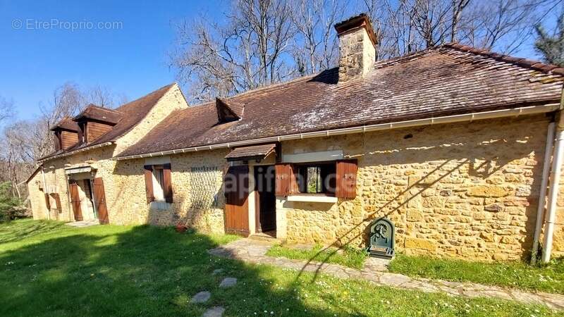 Maison à COUX-ET-BIGAROQUE