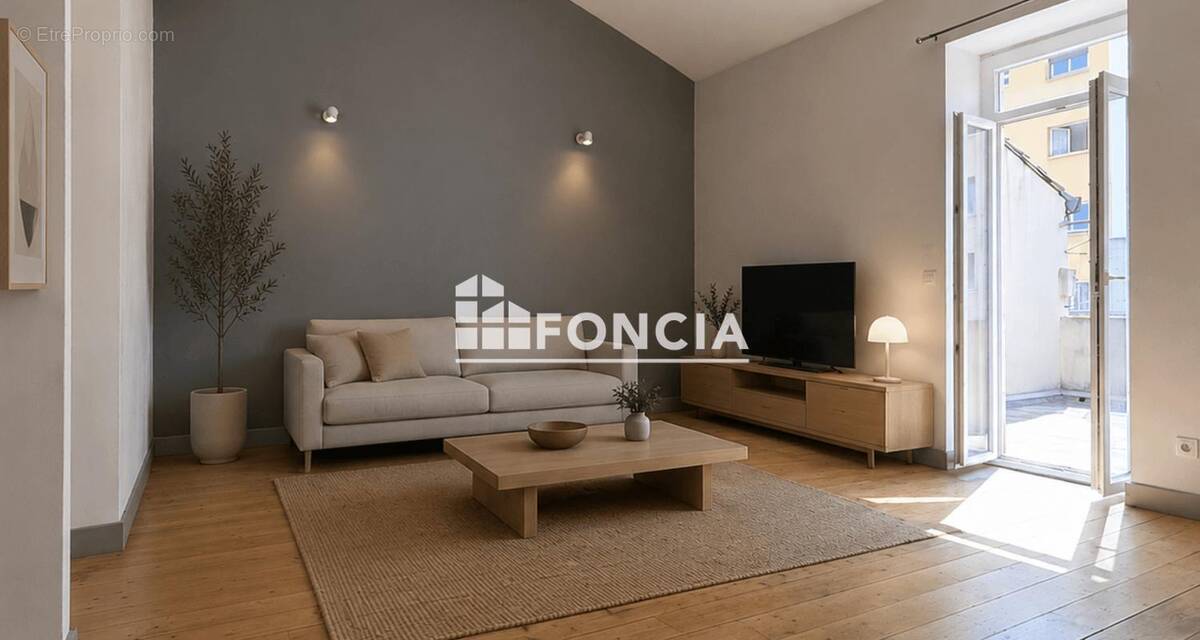 Appartement à NIMES