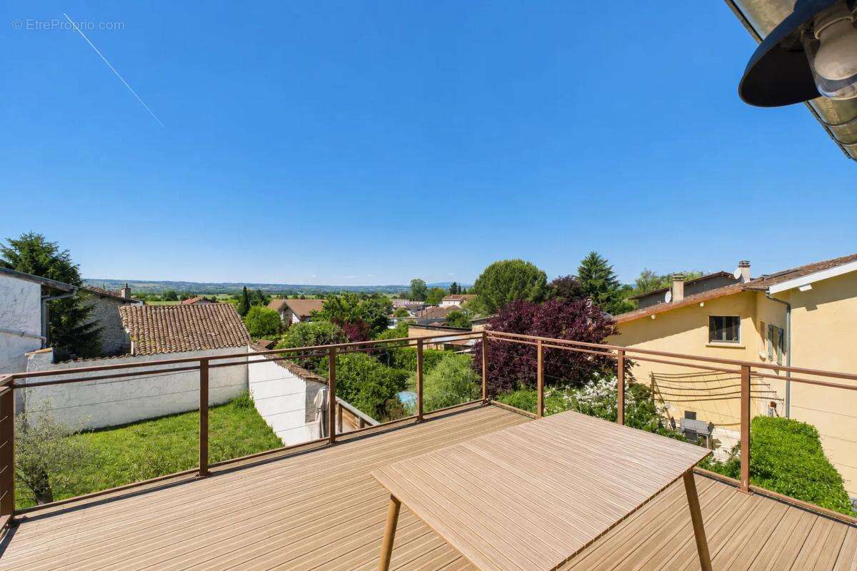 Appartement à MOIDIEU-DETOURBE