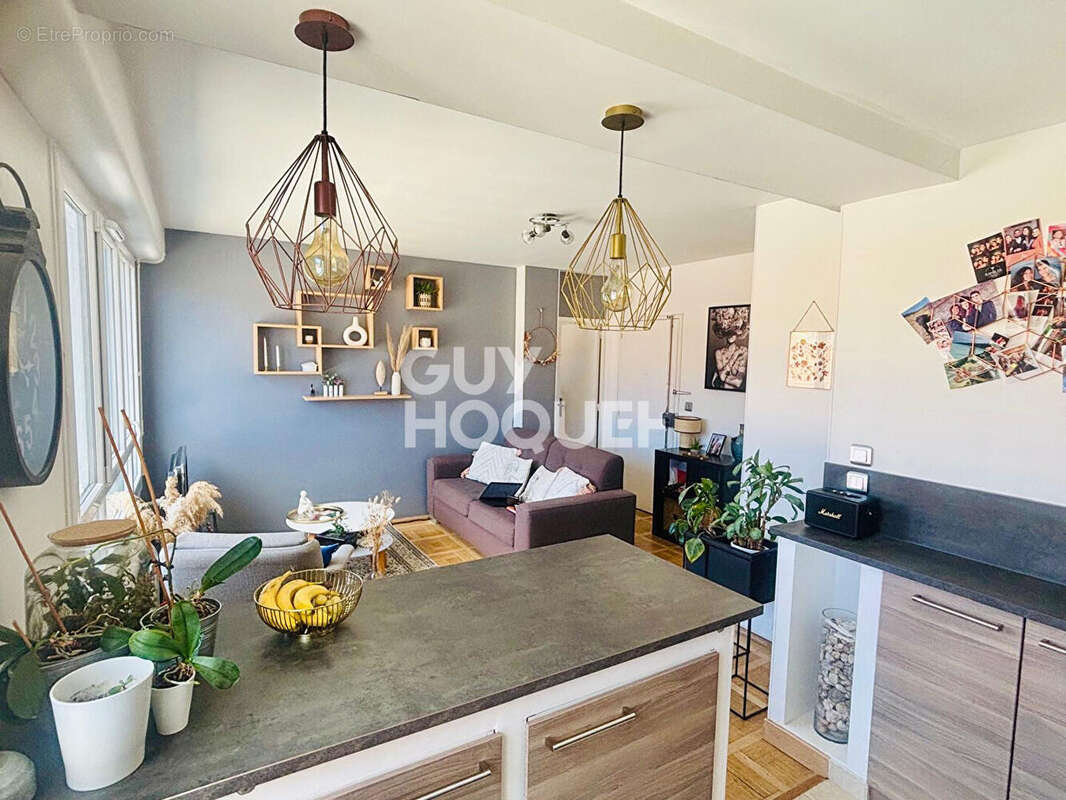 Appartement à LYON-9E