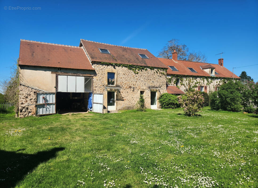 Maison à COUST