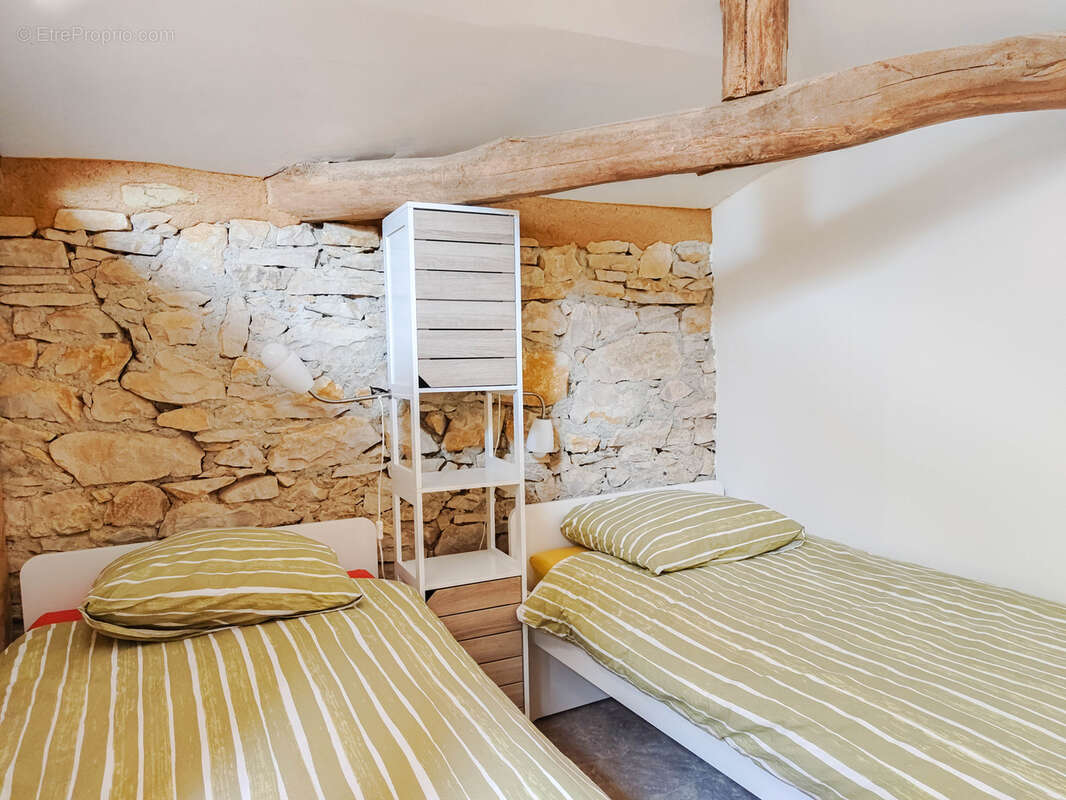 Maison à TERREBASSE