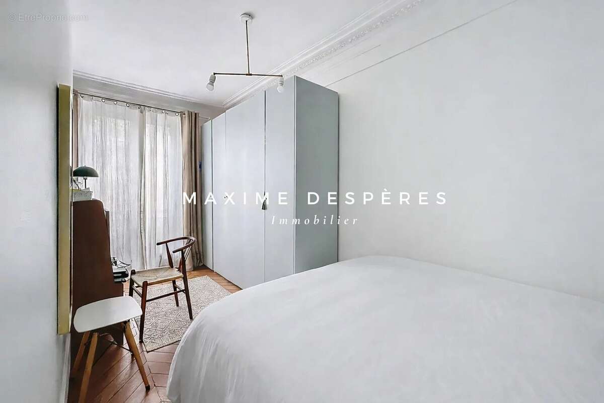 Appartement à NEUILLY-SUR-SEINE