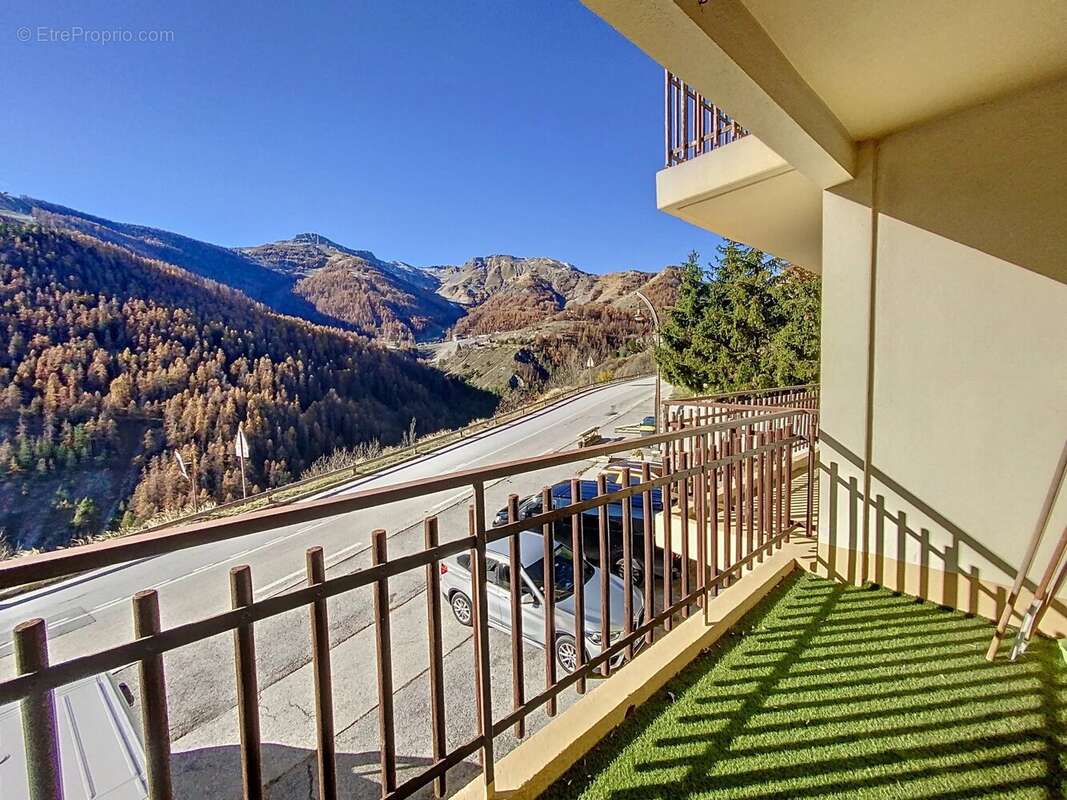 Appartement à SAINT-ETIENNE-DE-TINEE