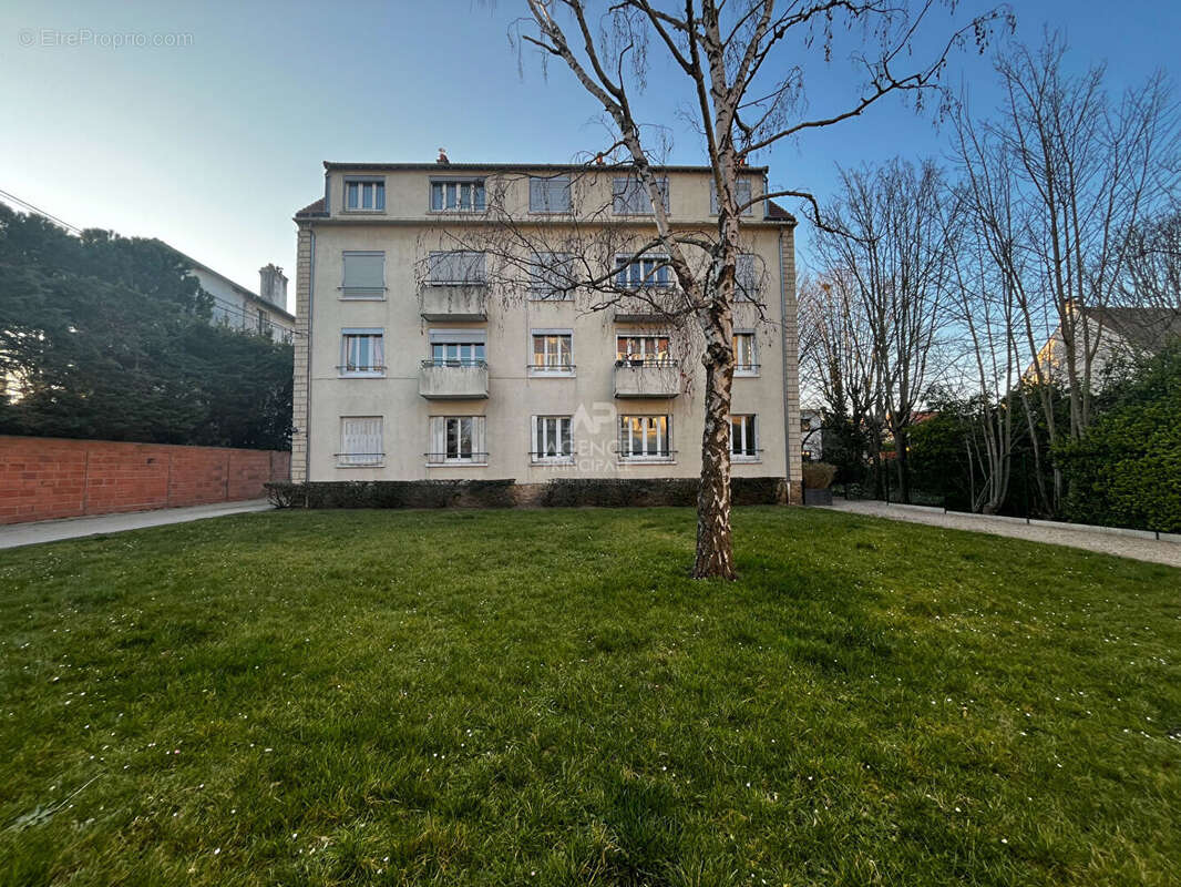 Appartement Maisons Laffitte 3 pièce(s) 54.5 m2 - photo 11