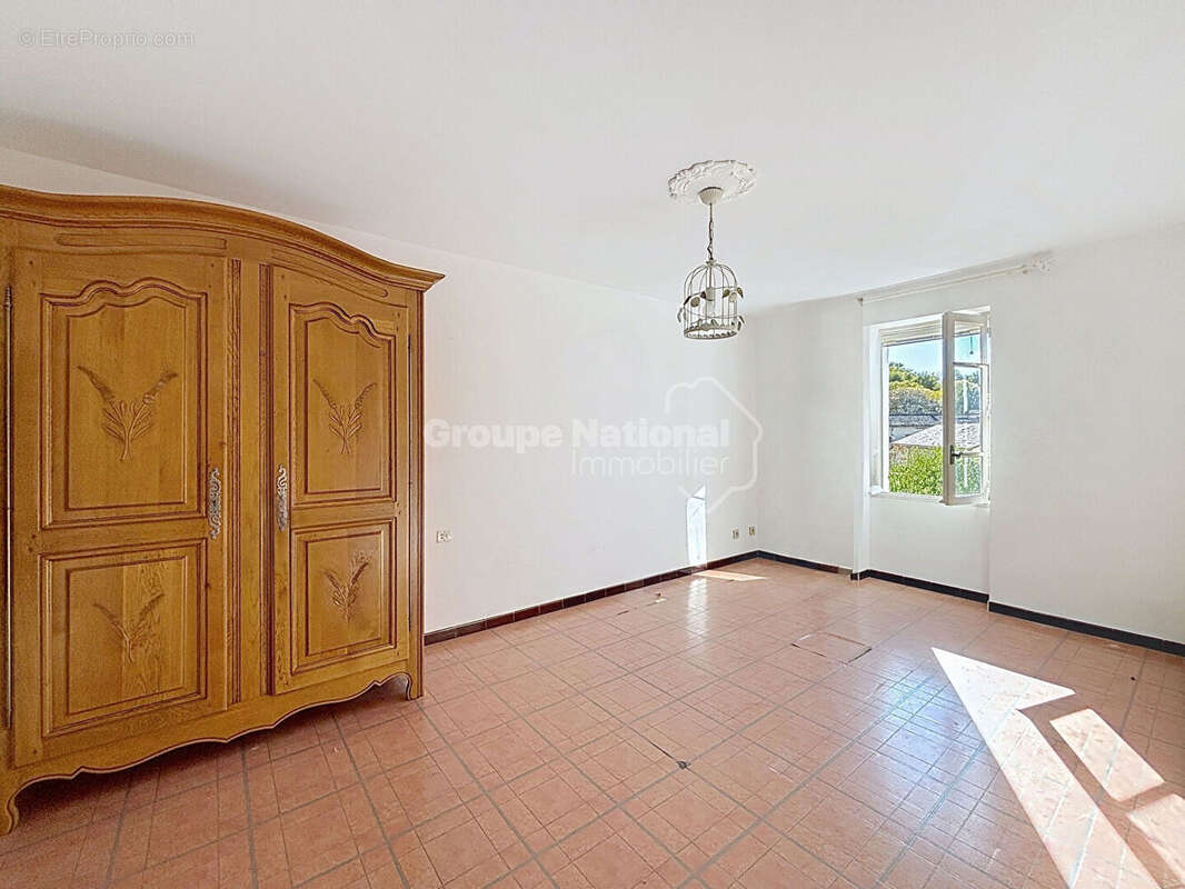 Maison à ROBION