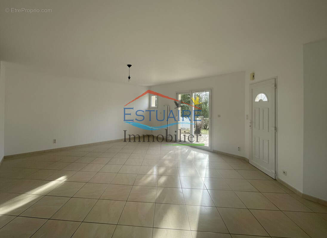 Maison à NORT-SUR-ERDRE