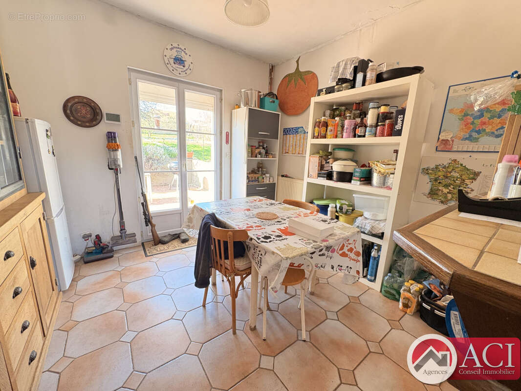 Maison à BORNEL