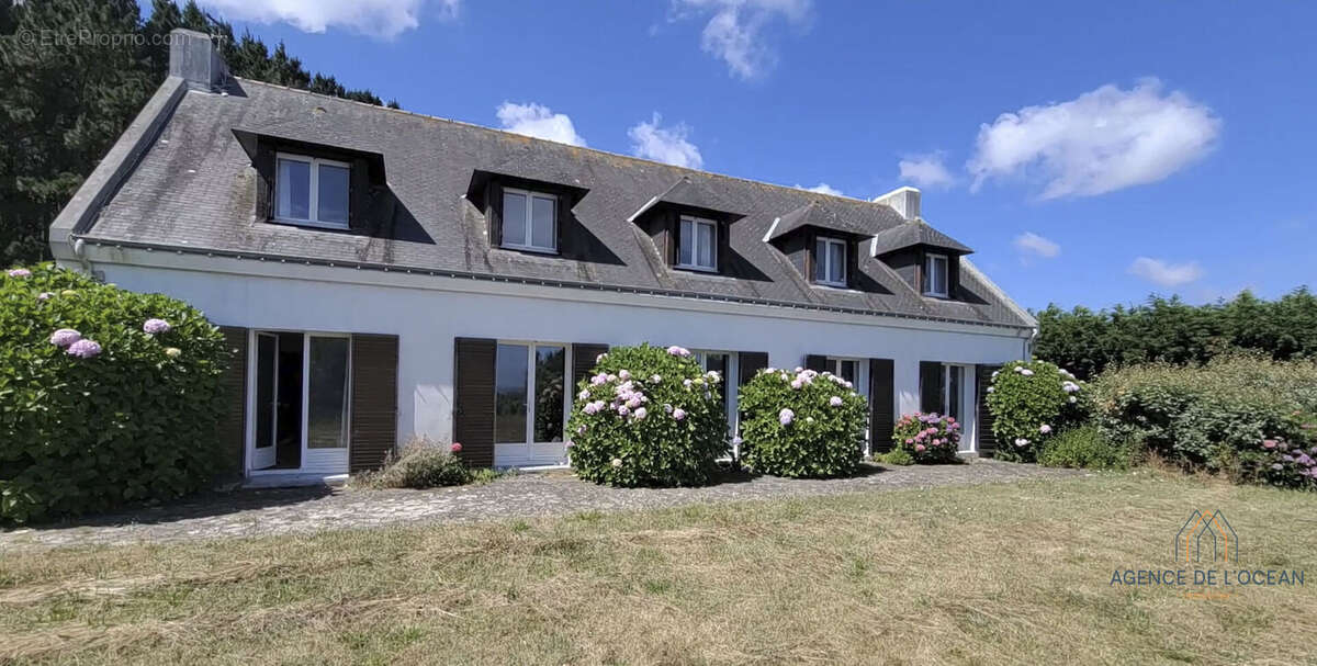 Maison 250 m² - LE PALAIS - photo 2