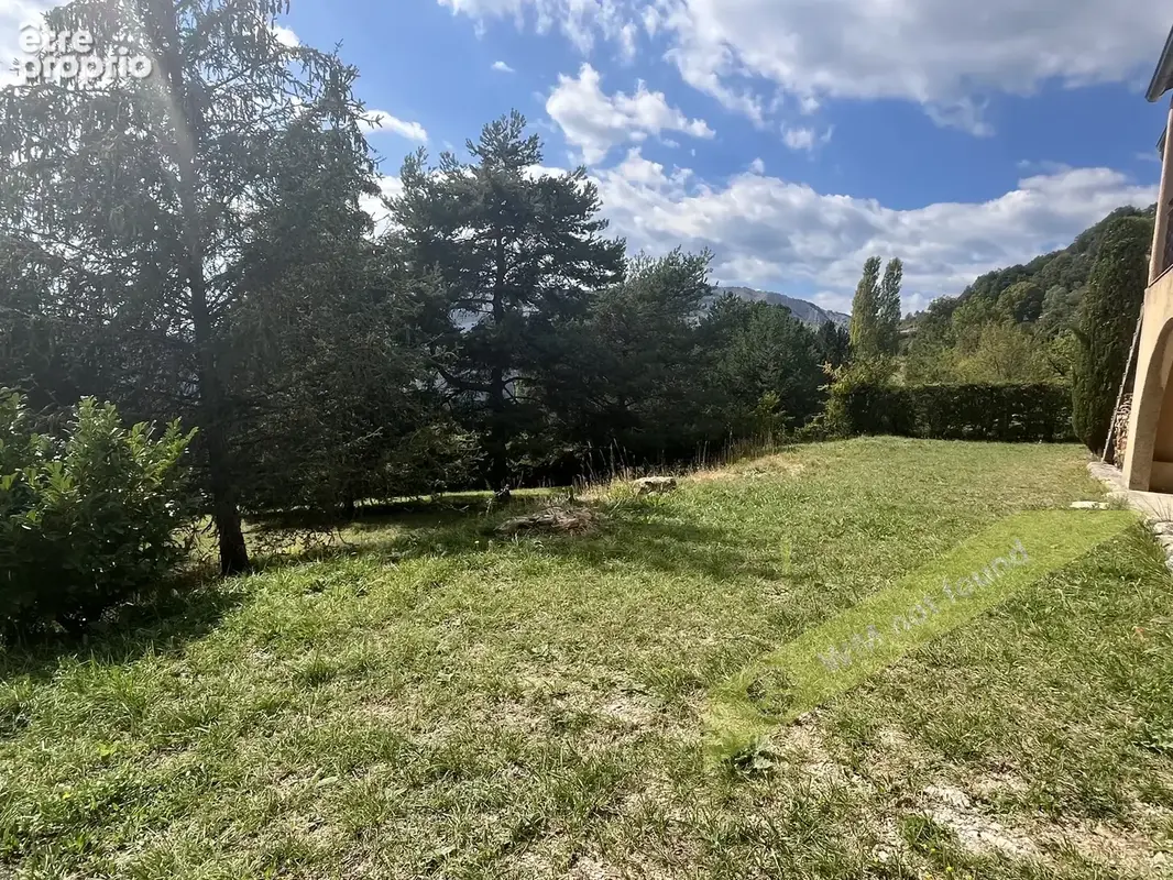 Escragnolles - A 15min de ST Vallier - Villa Individuelle - Vaste Sous-sol. Terrain 2.156 m2 - photo 3