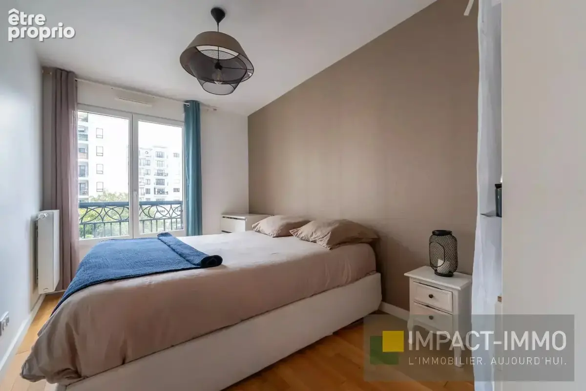 4P Suresnes + Balcon + Parking - photo 9
