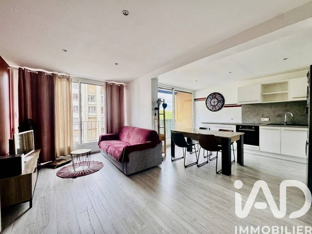 Photo 1 - Appartement à SAINT-ETIENNE