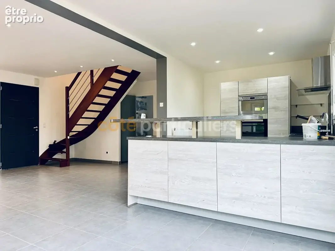 Pavillon 6 chambres - Saint-Clair-sur-l'Elle  174 m2 - photo 3