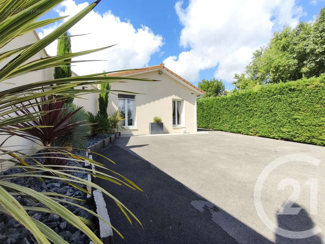 Maison à ECHALAS