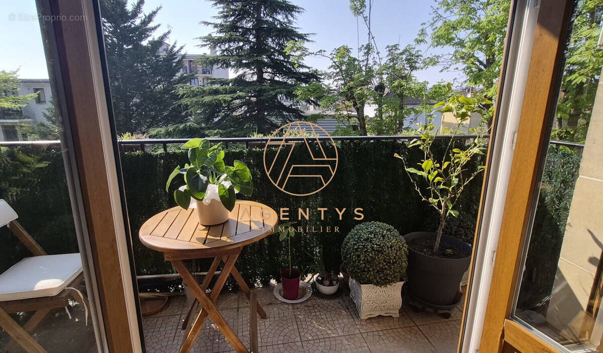 Appartement à LE PERREUX-SUR-MARNE