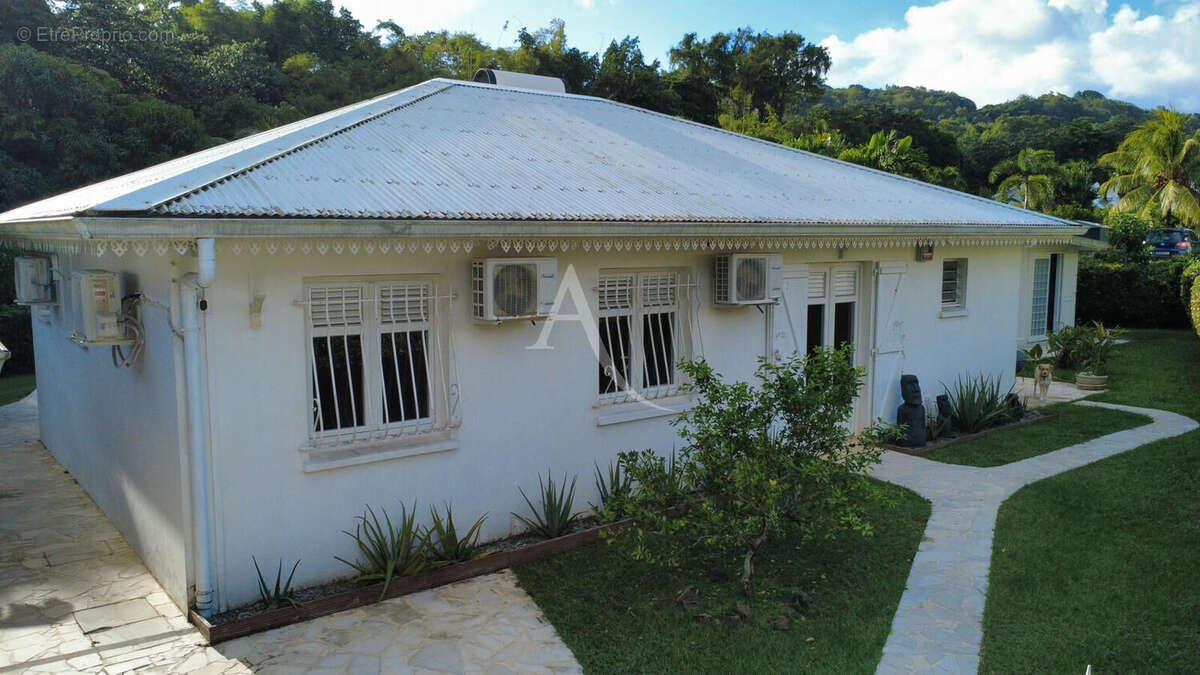 Maison à FORT-DE-FRANCE