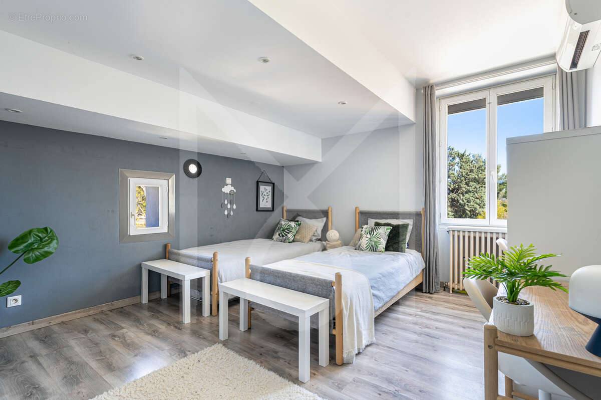 Maison à MARSEILLE-11E