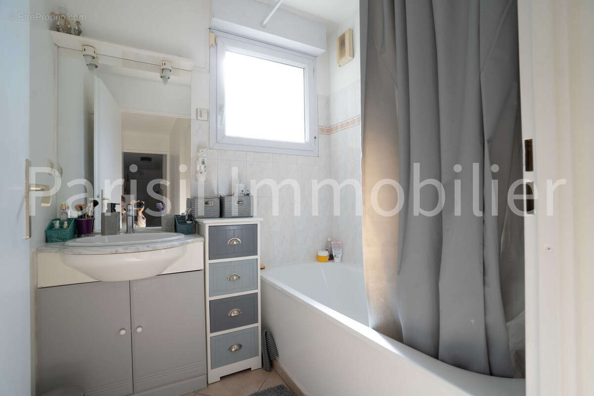 Appartement à EPINAY-SUR-SEINE