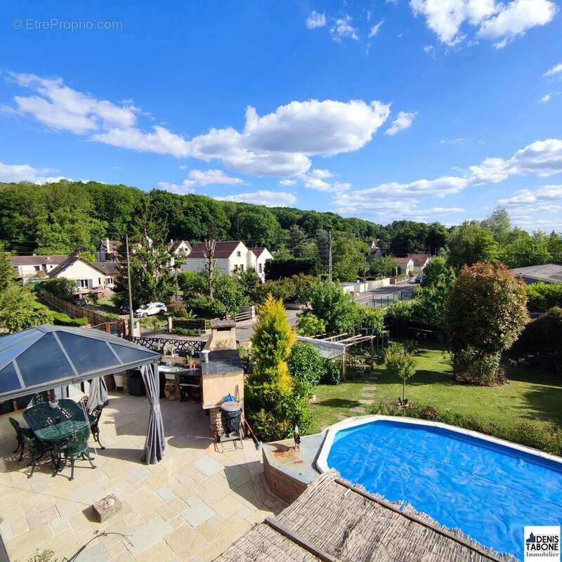 Maison à MONTLIGNON