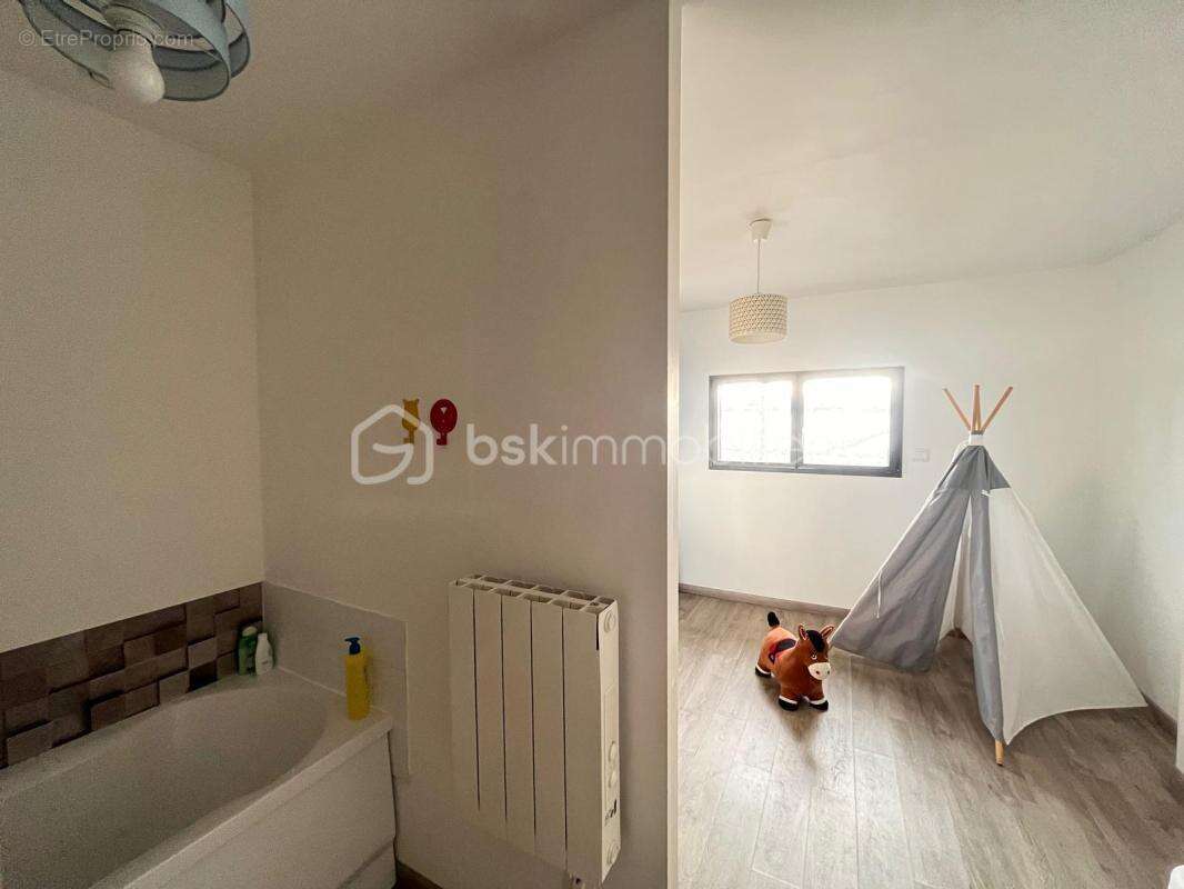 Maison à LE LOROUX-BOTTEREAU