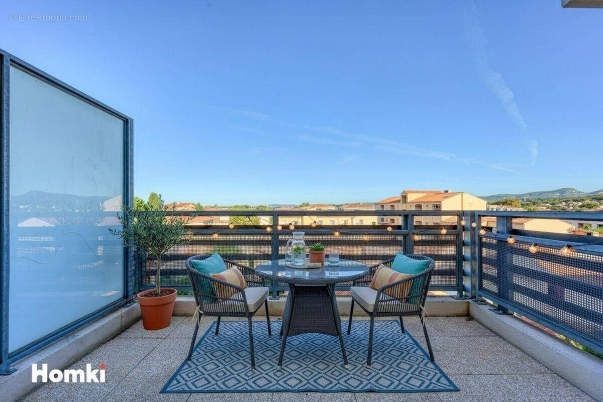 Appartement à SIX-FOURS-LES-PLAGES