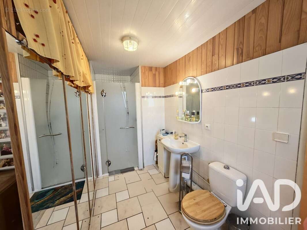 Maison 210 m² à Vic-En-Bigorre  - photo 9