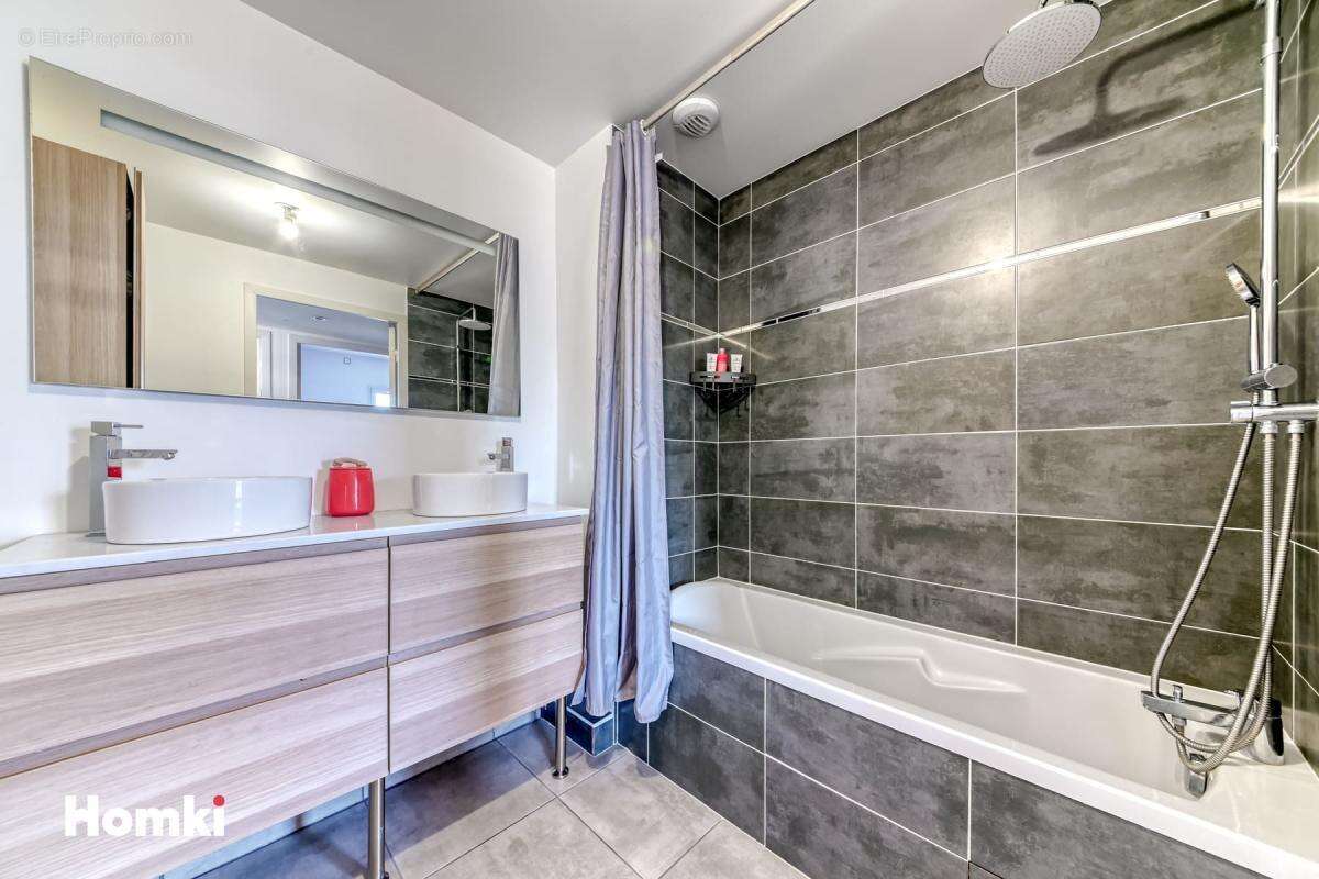 Appartement à LYON-9E