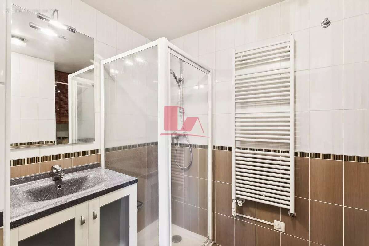 Appartement à ISSY-LES-MOULINEAUX