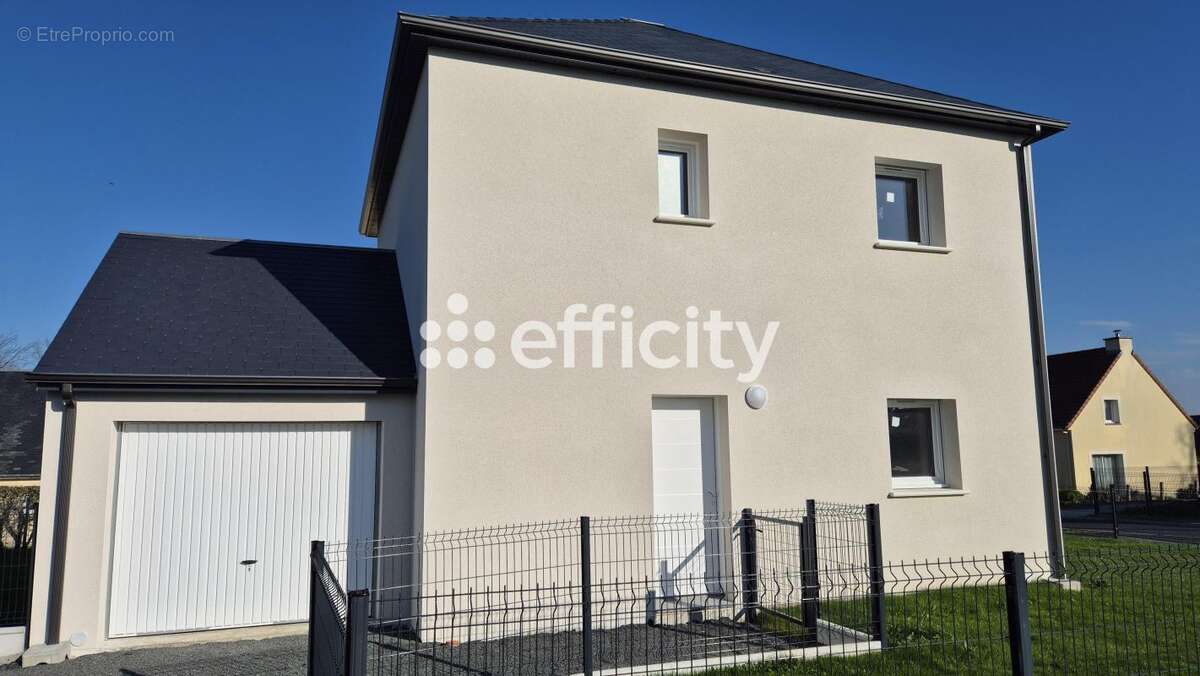 Maison à SOMMERVIEU