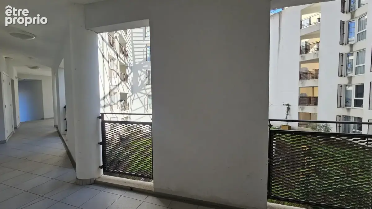 Appartement  T2 Campus La Canebière vendu loué - photo 1