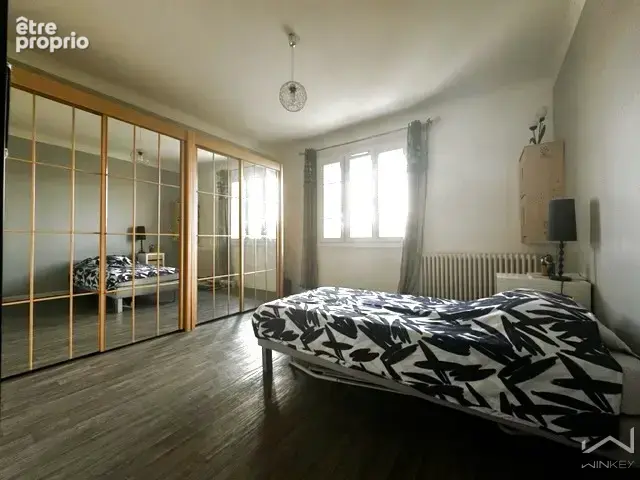Maison familiale très bien entretenue de 233m2 - photo 8