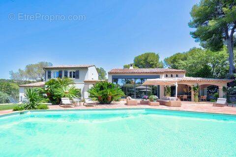 Maison à MOUGINS