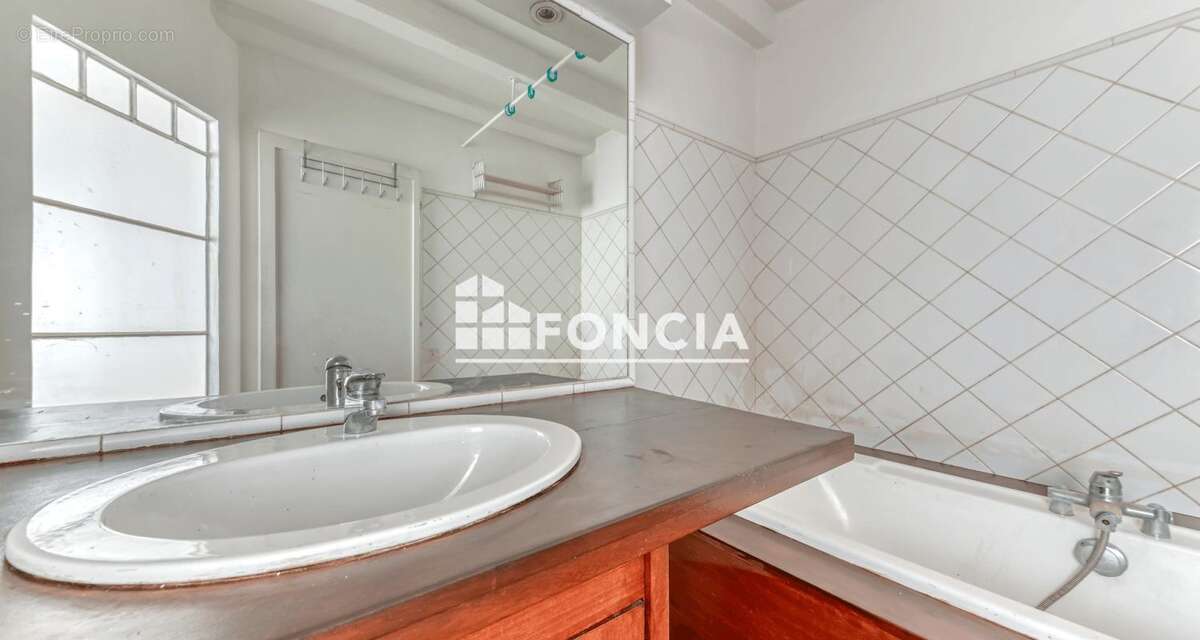 T1 lumineux secteur Foch - 38 m² - photo 9