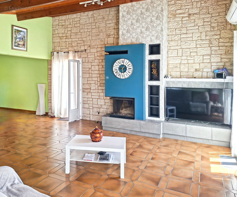 Maison à OLONZAC