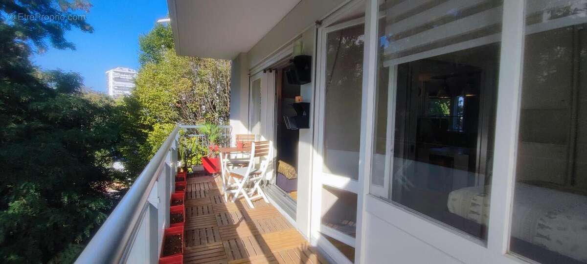 Appartement à LYON-9E
