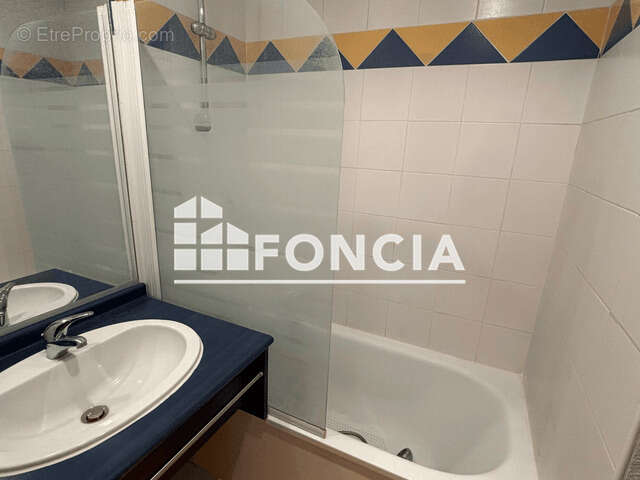 Appartement à FONTAINE