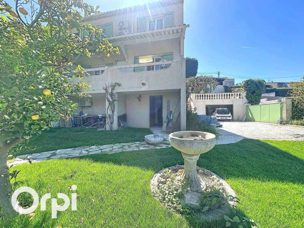 Maison à VILLENEUVE-LOUBET