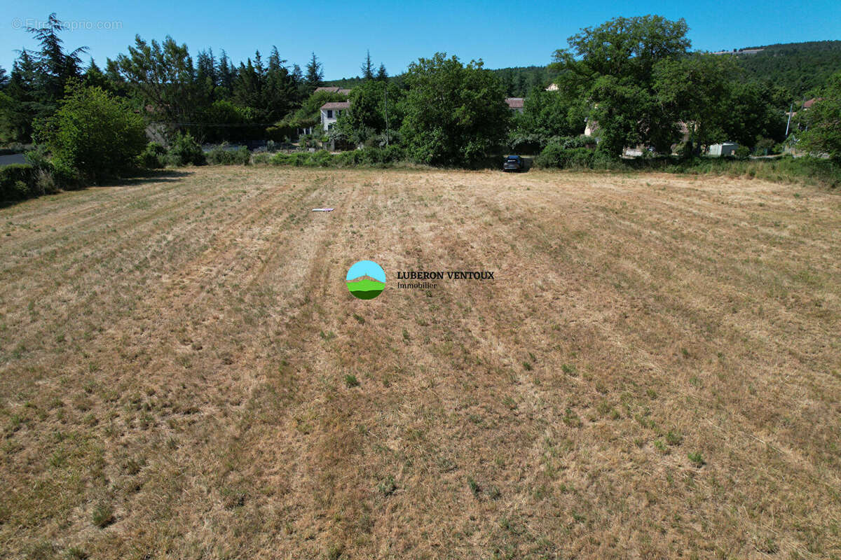 Terrain à SAINT-CHRISTOL